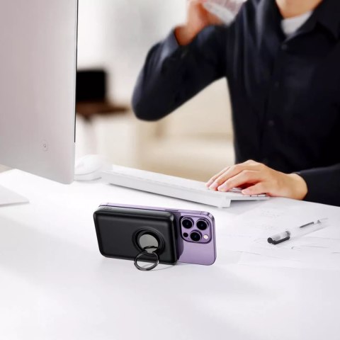 Joyroom Powerbank bezprzewodowy 10000mAh Joyroom JR-W050 20W MagSafe z ringiem i podstawką - biały Joyroom Powerbank bezprzewodowy 10000mAh Joyroom JR-W050 20W MagSafe z ringiem i podstawką - biały