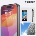 Spigen Szkło hartowane do iPhone 15 Plus / 16 Plus Spigen Glas.TR "EZ FIT" przezroczyste z czarną ramką na ekran telefonu