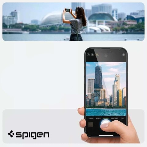 Spigen Szkło hartowane do iPhone 15 Plus / 16 Plus Spigen Glas.TR "EZ FIT" przezroczyste z czarną ramką na ekran telefonu Spigen Szkło hartowane do iPhone 15 Plus / 16 Plus Spigen Glas.TR "EZ FIT" przezroczyste z czarną ramką na ekran telefonu