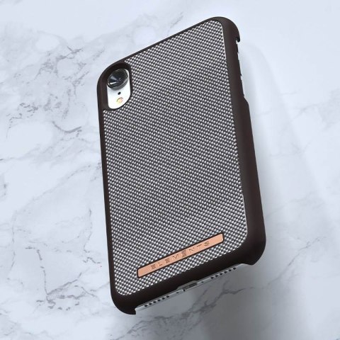 Nordic Elements Saeson Idun - Materiałowe etui iPhone XR (Dark Brown Pattern 1) Nordic Elements Saeson Idun - Materiałowe etui iPhone XR (Dark Brown Pattern 1)