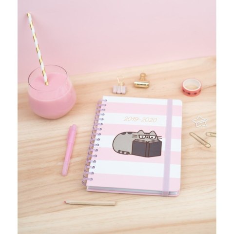 Pusheen - Planner 2019/2020 (14 x 16 cm) Pusheen - Planner 2019/2020 (14 x 16 cm)