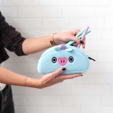 BT21 - Piórnik pluszowy na przybory MANG BT21 - Piórnik pluszowy na przybory MANG