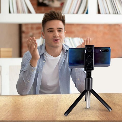 Grundig - Statyw na smartfon / selfie stick Bluetooth Grundig - Statyw na smartfon / selfie stick Bluetooth
