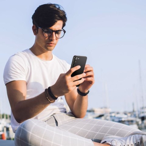 Spigen Optik Pro GLAS.TR EZ Fit Camera Protector 2-Pack - Szkło ochronne na obiektyw 2 szt. do Samsung Galaxy S23 / S23+ (Czarny Spigen Optik Pro GLAS.TR EZ Fit Camera Protector 2-Pack - Szkło ochronne na obiektyw 2 szt. do Samsung Galaxy S23 / S23+ (Czarny