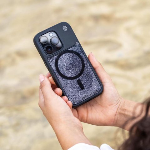 STM Relax Sand MagSafe - Etui iPhone 15 (Black / Grey) STM Relax Sand MagSafe - Etui iPhone 15 (Black / Grey)