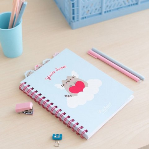 Pusheen - Notatnik A5 z kolekcji Purrfect Love Pusheen - Notatnik A5 z kolekcji Purrfect Love