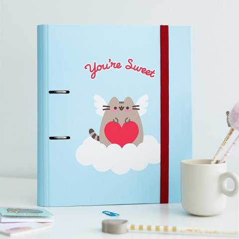 Pusheen - Segregator A4 z kolekcji Purrfect Love (2 ringi, gumka) Pusheen - Segregator A4 z kolekcji Purrfect Love (2 ringi, gumka)