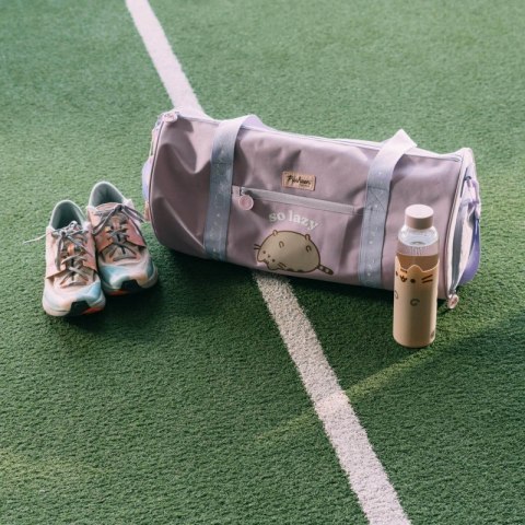 Pusheen - Torba sportowa / podróżna z kolekcji Moments (30 x 50 cm) Pusheen - Torba sportowa / podróżna z kolekcji Moments (30 x 50 cm)