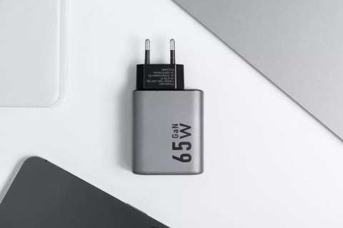 Forcell Ładowarka sieciowa FORCELL F-ENERGY GaN 2 x Typ C + USB A PD QC4.0 4A 65W Szara Forcell Ładowarka sieciowa FORCELL F-ENERGY GaN 2 x Typ C + USB A PD QC4.0 4A 65W Szara
