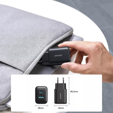 Joyroom Ładowarka Joyroom Sieciowa USB-C / USB-A 25W SFC / PPS / PD - Czarna Joyroom Ładowarka Joyroom Sieciowa USB-C / USB-A 25W SFC / PPS / PD - Czarna