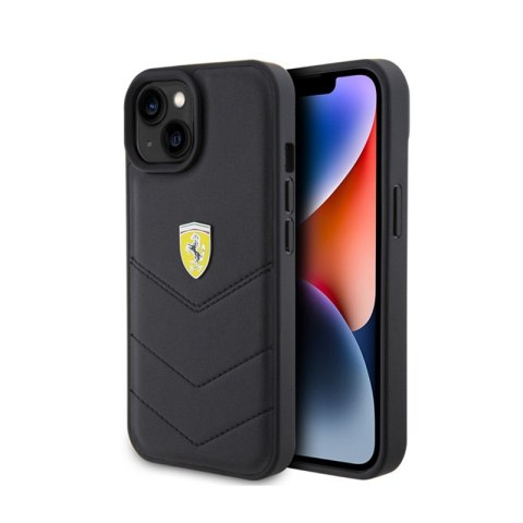Ferrari Quilted Metal Logo - Etui iPhone 15 (czarny) Ferrari Quilted Metal Logo - Etui iPhone 15 (czarny)