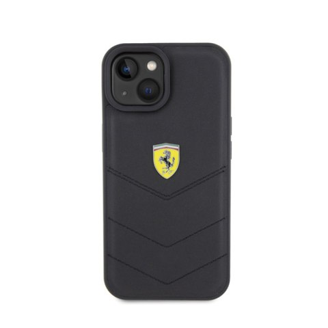 Ferrari Quilted Metal Logo - Etui iPhone 15 (czarny) Ferrari Quilted Metal Logo - Etui iPhone 15 (czarny)