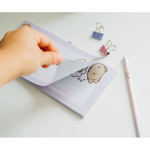 Pusheen - Notatnik z magnesem na lodówkę + ołówek z kolekcji Moments Pusheen - Notatnik z magnesem na lodówkę + ołówek z kolekcji Moments