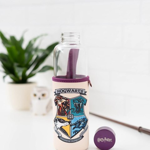 Harry Potter - Butelka na wodę ze szkła 500 ml (Hogwarts) Harry Potter - Butelka na wodę ze szkła 500 ml (Hogwarts)