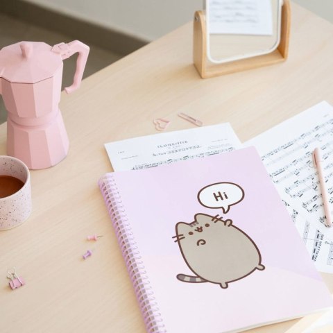 Pusheen - Skoroszyt A4 z gumką + 30 przezroczystych koszulek Pusheen - Skoroszyt A4 z gumką + 30 przezroczystych koszulek