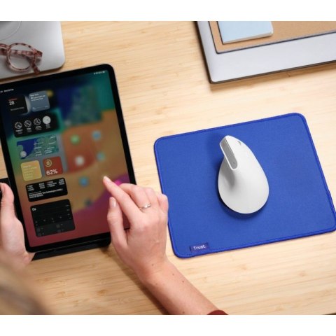 Trust Bayo+ - Mysz ergonomiczna bezprzewodowa (Biały) Trust Bayo+ - Mysz ergonomiczna bezprzewodowa (Biały)