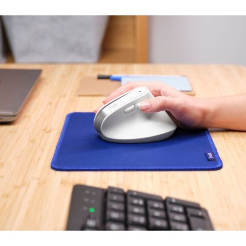 Trust Bayo+ - Mysz ergonomiczna bezprzewodowa (Biały) Trust Bayo+ - Mysz ergonomiczna bezprzewodowa (Biały)