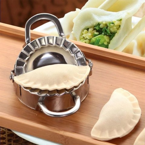 BRUNBESTE FOREMKA DO LEPIENIA PIEROGÓW 12cm 3009 BRUNBESTE FOREMKA DO LEPIENIA PIEROGÓW 12cm 3009