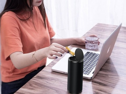 Baseus Basues Samochodowy kosz na śmieci 500ml mini śmietnik do auta z pokrywką Baseus Basues Samochodowy kosz na śmieci 500ml mini śmietnik do auta z pokrywką