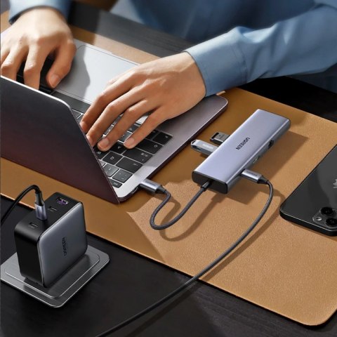 UGreen Adapter Ugreen CM498 USB-C HDMI VGA RJ45 USB-A SD PD 100W Hub 9w1 Szary UGreen Adapter Ugreen CM498 USB-C HDMI VGA RJ45 USB-A SD PD 100W Hub 9w1 Szary