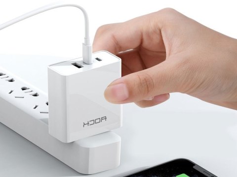 Rock Ładowarka sieciowa USB + 2x USB-C Rock Gan UE/ USA + Kabel USB-C Type C Rock Ładowarka sieciowa USB + 2x USB-C Rock Gan UE/ USA + Kabel USB-C Type C