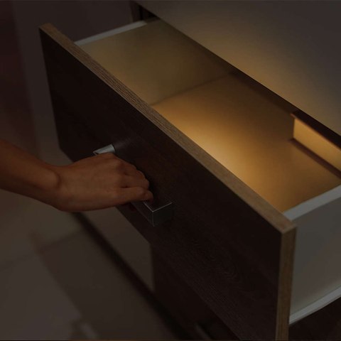 Yeelight Lampka do szuflady z czujnikiem ruchu Yeelight LED Sensor Drawer Light Yeelight Lampka do szuflady z czujnikiem ruchu Yeelight LED Sensor Drawer Light