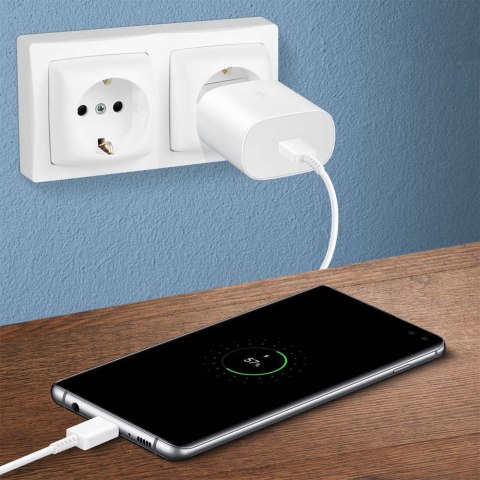 Samsung Ładowarka sieciowa Samsung EP-TA800EWE Fast Charge USB-C Type C 25W Biała Samsung Ładowarka sieciowa Samsung EP-TA800EWE Fast Charge USB-C Type C 25W Biała