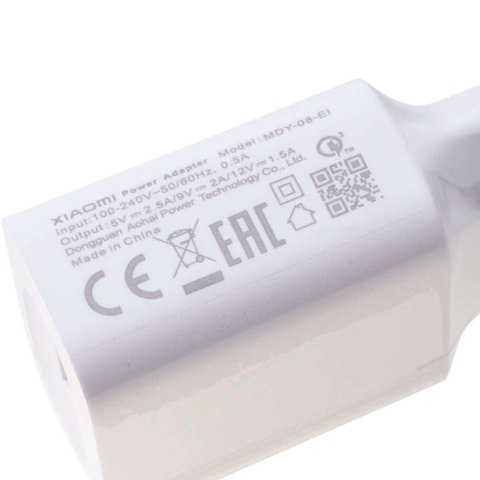 Xiaomi Szybka ładowarka sieciowa Xiaomi MDY-08-EI Quick Charge 3.0 5V 2.5A Biała Xiaomi Szybka ładowarka sieciowa Xiaomi MDY-08-EI Quick Charge 3.0 5V 2.5A Biała