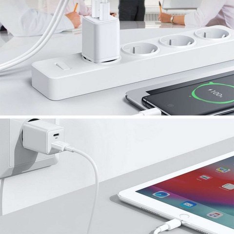 Joyroom Ładowarka sieciowa Joyroom L-QP303 USB + USB-C 30W PD QC 3.0 AFC FCP White Joyroom Ładowarka sieciowa Joyroom L-QP303 USB + USB-C 30W PD QC 3.0 AFC FCP White