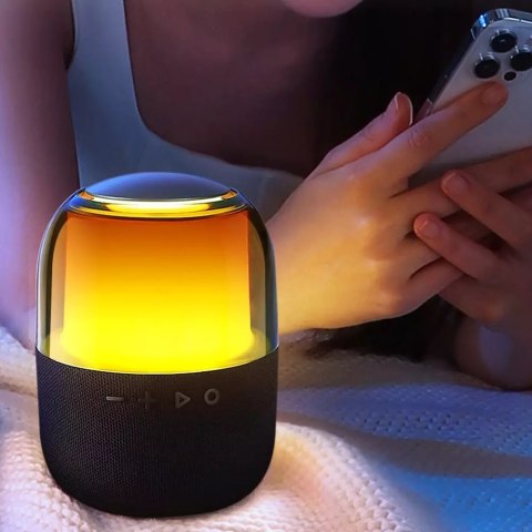 Joyroom Joyroom głośnik bezprzewodowy Bluetooth 5.3 RGB 8W czarny (JR-ML05) Joyroom Joyroom głośnik bezprzewodowy Bluetooth 5.3 RGB 8W czarny (JR-ML05)