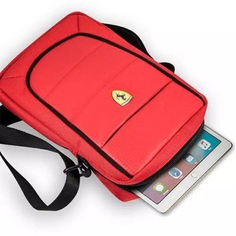 Ferrari Ferrari Torba FESH10RE Tablet 10" On Track Collection red/czerwony Ferrari Ferrari Torba FESH10RE Tablet 10" On Track Collection red/czerwony