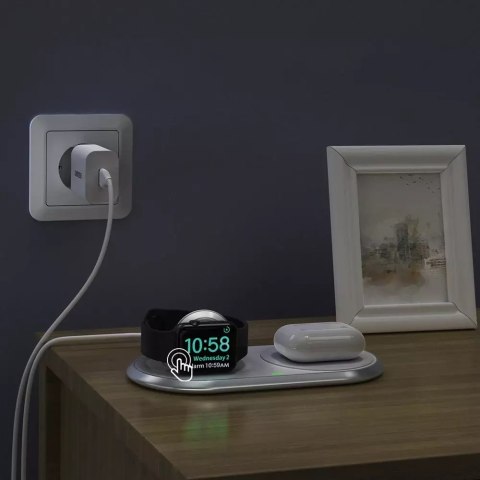 Choetech Choetech ładowarka bezprzewodowa Qi 2w1 do smartfonów / Apple Watch ze stojakiem (MFI) USB Typ C biały (T317) Choetech Choetech ładowarka bezprzewodowa Qi 2w1 do smartfonów / Apple Watch ze stojakiem (MFI) USB Typ C biały (T317)