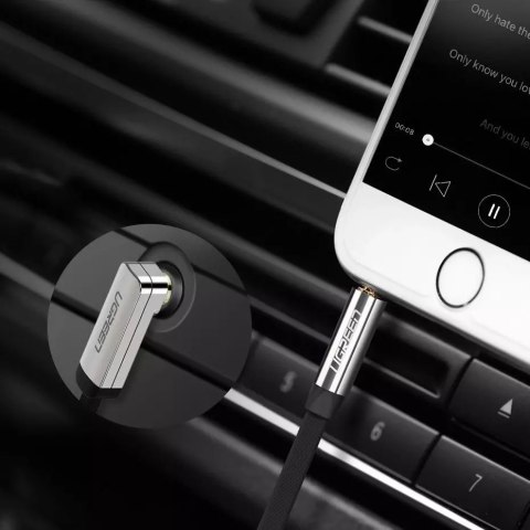 UGreen Płaski kabel UGREEN przewód audio AUX 3,5 mm mini jack 5m srebrny (10729) UGreen Płaski kabel UGREEN przewód audio AUX 3,5 mm mini jack 5m srebrny (10729)