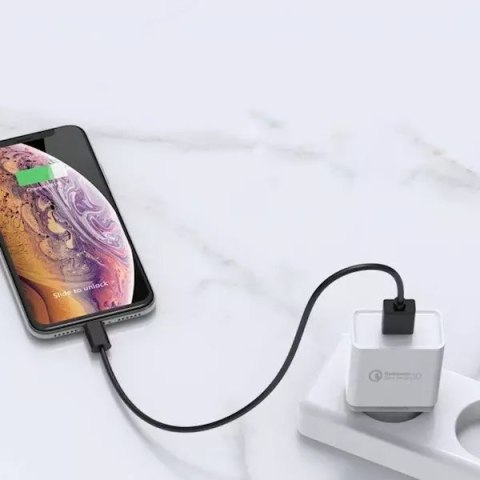 UGreen Szybka ładowarka sieciowa UGREEN Quick Charge 3.0 18W 3A USB biały (10133) UGreen Szybka ładowarka sieciowa UGREEN Quick Charge 3.0 18W 3A USB biały (10133)
