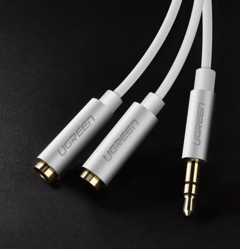 UGreen Kabel UGREEN przewód rozdzielacz słuchawkowy 3,5 mm mini jack AUX 20cm (2 x wyjście audio) srebrny (10532) UGreen Kabel UGREEN przewód rozdzielacz słuchawkowy 3,5 mm mini jack AUX 20cm (2 x wyjście audio) srebrny (10532)
