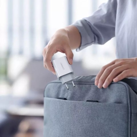 UGreen Ładowarka sieciowa UGREEN USB Power Delivery 3.0 Quick Charge 4.0+ 20W 3A biały (60450) UGreen Ładowarka sieciowa UGREEN USB Power Delivery 3.0 Quick Charge 4.0+ 20W 3A biały (60450)