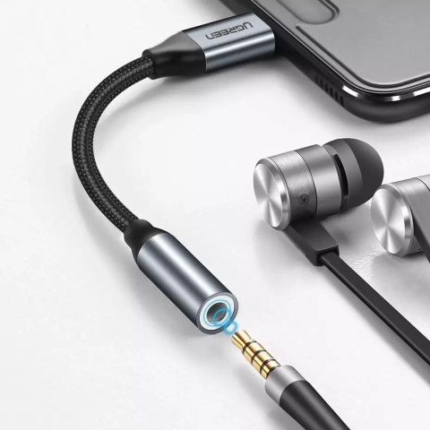 UGreen Ugreen przejściówka do słuchawek z 3,5 mm mini jack na USB Typ C 10 cm szary (30632) UGreen Ugreen przejściówka do słuchawek z 3,5 mm mini jack na USB Typ C 10 cm szary (30632)