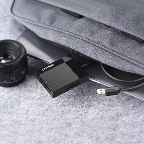 UGreen Czytnik kart pamięci UGREEN USB 3.0 SD / micro SD / CF / MS czarny (30231) UGreen Czytnik kart pamięci UGREEN USB 3.0 SD / micro SD / CF / MS czarny (30231)