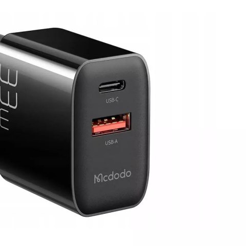 Mcdodo Ładowarka sieciowa Mcdodo CH-0922 USB + USB-C, 33W + kabel USB-C (czarna) Mcdodo Ładowarka sieciowa Mcdodo CH-0922 USB + USB-C, 33W + kabel USB-C (czarna)