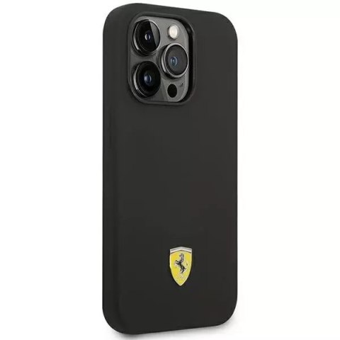 Ferrari Etui na telefon Ferrari iPhone 14 Pro 6,1" czarny/black hardcase Silicone Metal Logo Ferrari Etui na telefon Ferrari iPhone 14 Pro 6,1" czarny/black hardcase Silicone Metal Logo