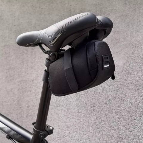Wozinsky Wozinsky mała torba rowerowa pod siodełko 0,6 l czarny (WBB8BK black) Wozinsky Wozinsky mała torba rowerowa pod siodełko 0,6 l czarny (WBB8BK black)